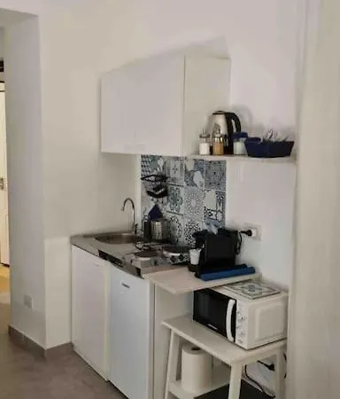 Dadedo' -monolocale Tra Plebiscito Toledo E Chiaia Apartment *