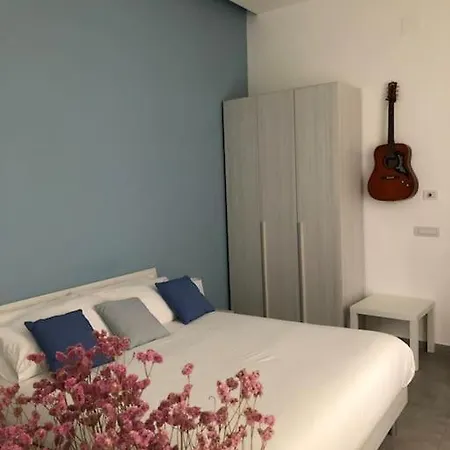 Dadedo' -monolocale Tra Plebiscito Toledo E Chiaia Lägenhet Neapel